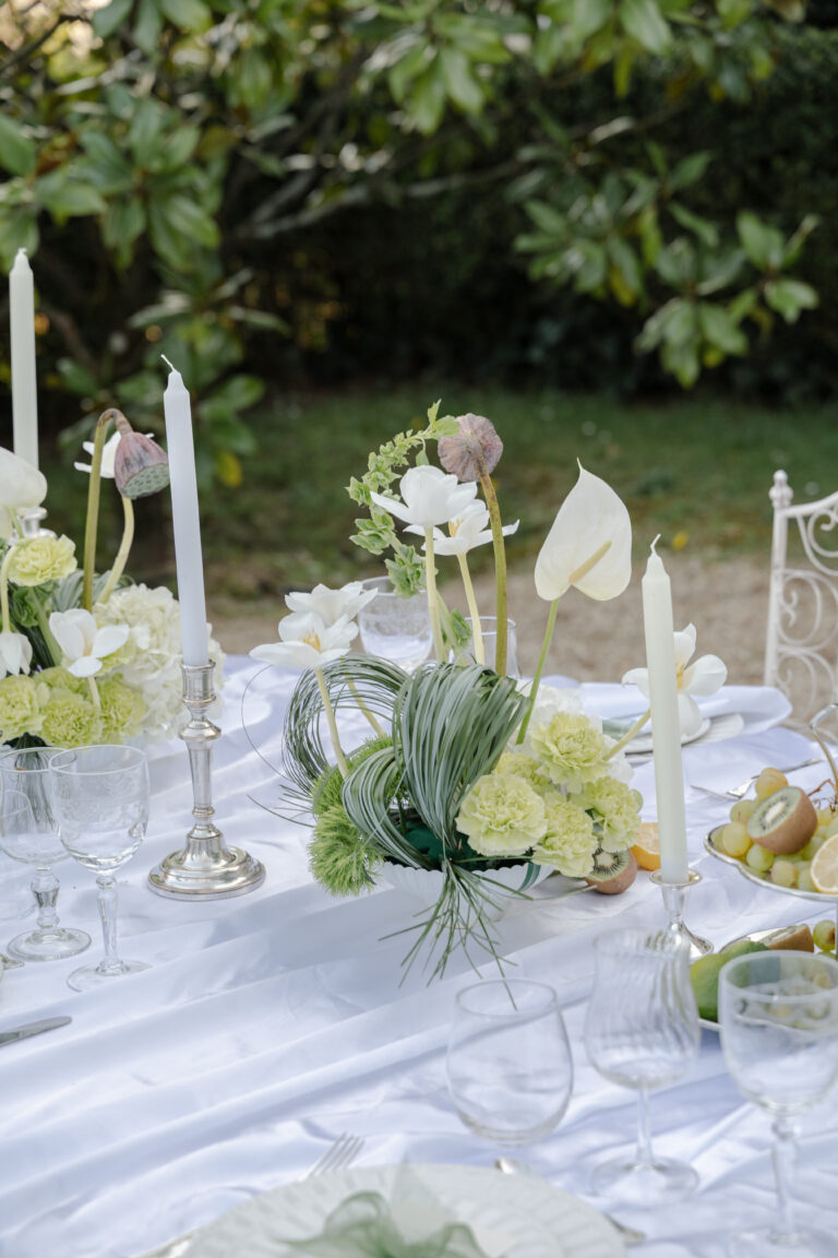 laurent souday studio photographe mariage au chateau du prieuré lieu d'exception decoration floral de caroll clinard creation centre de table