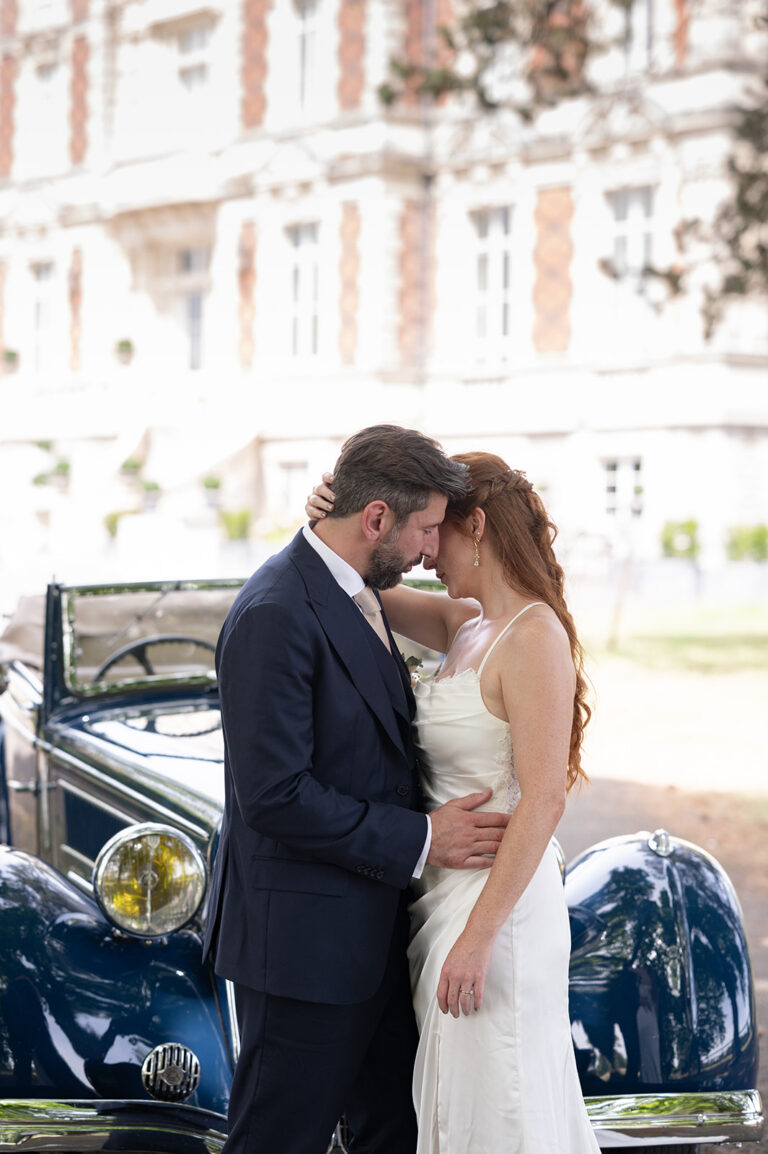 laurent souday studio photographe mariage angers chateau de la loire chateau du parc de saint lambert voiture delaye